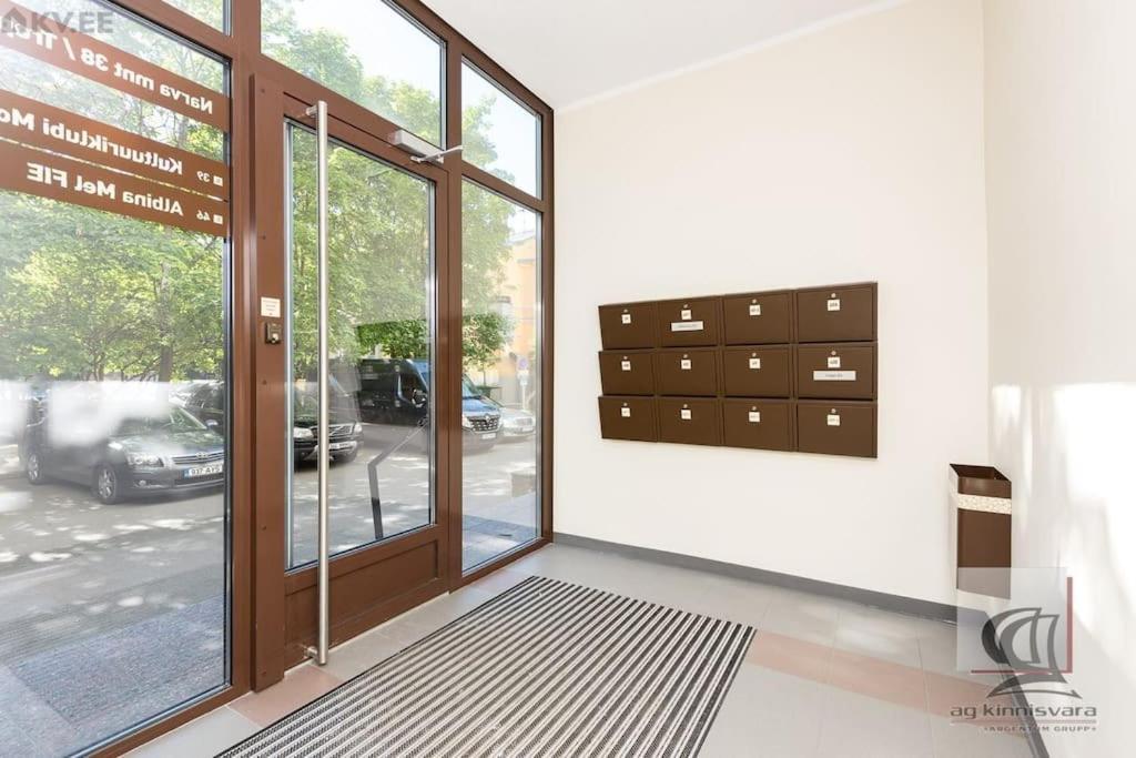 Apartment Cozy 1-bdroom In The Centre, Free Parking
