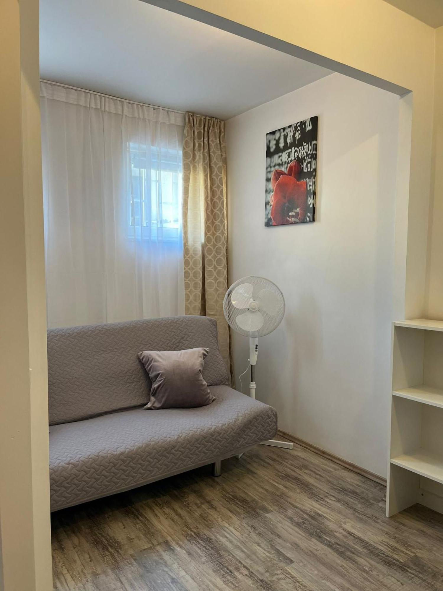 Apartment Cozy 1-bdroom In The Centre, Free Parking *