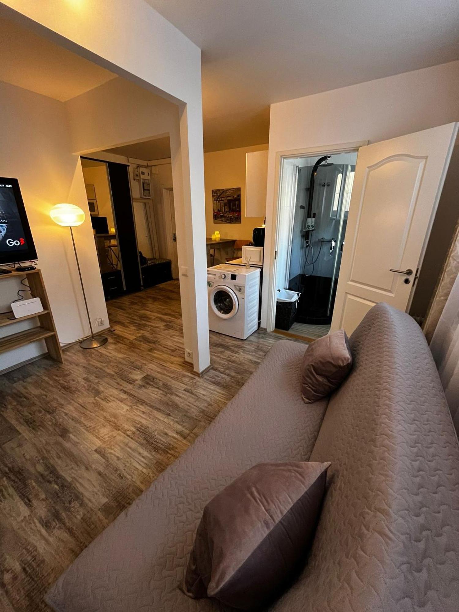 Apartment Cozy 1-bdroom In The Centre, Free Parking