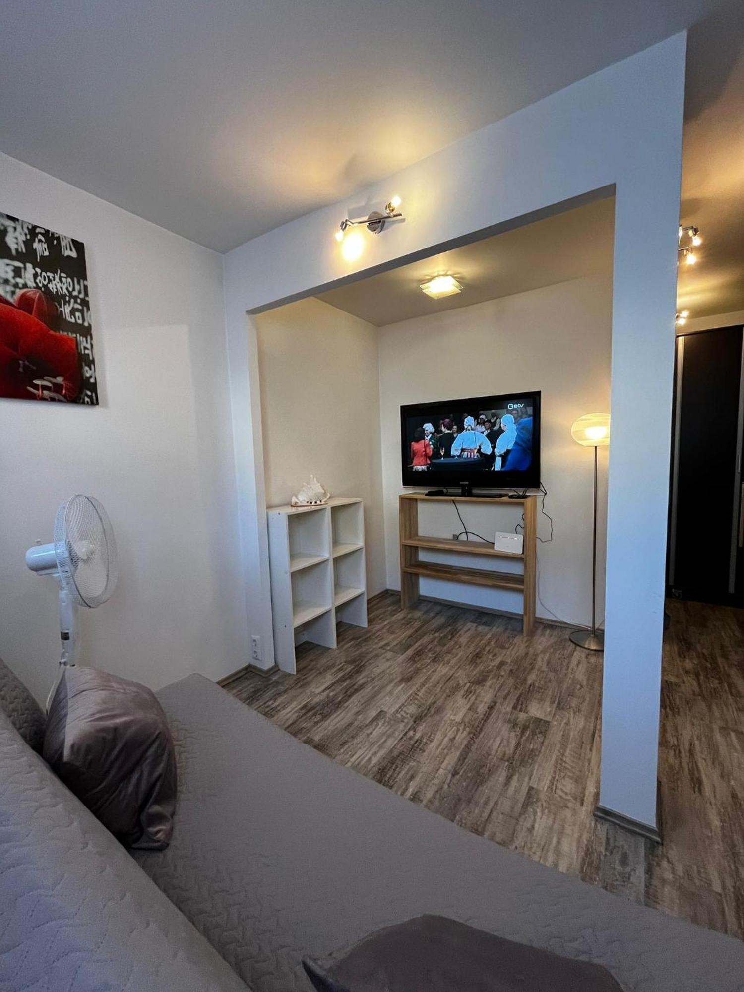Apartment Cozy 1-bdroom In The Centre, Free Parking *